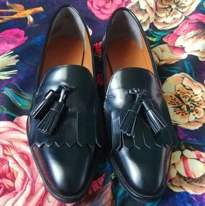Everlane Tassel Loafers